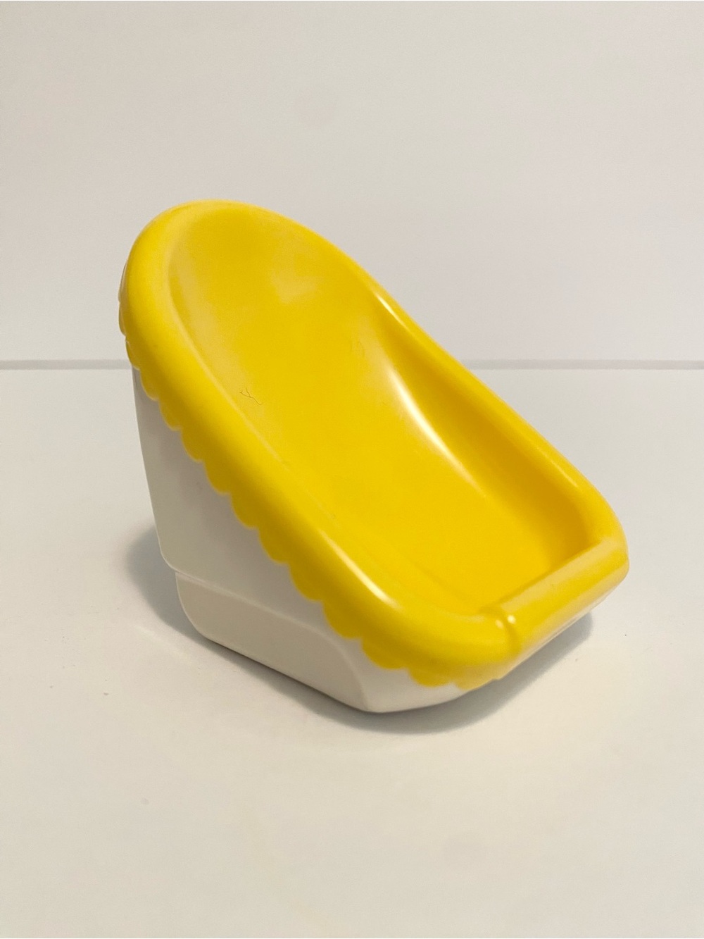 Vintage Little Tikes Place Dollhouse Furniture Yellow Baby Car Seat for Van Car